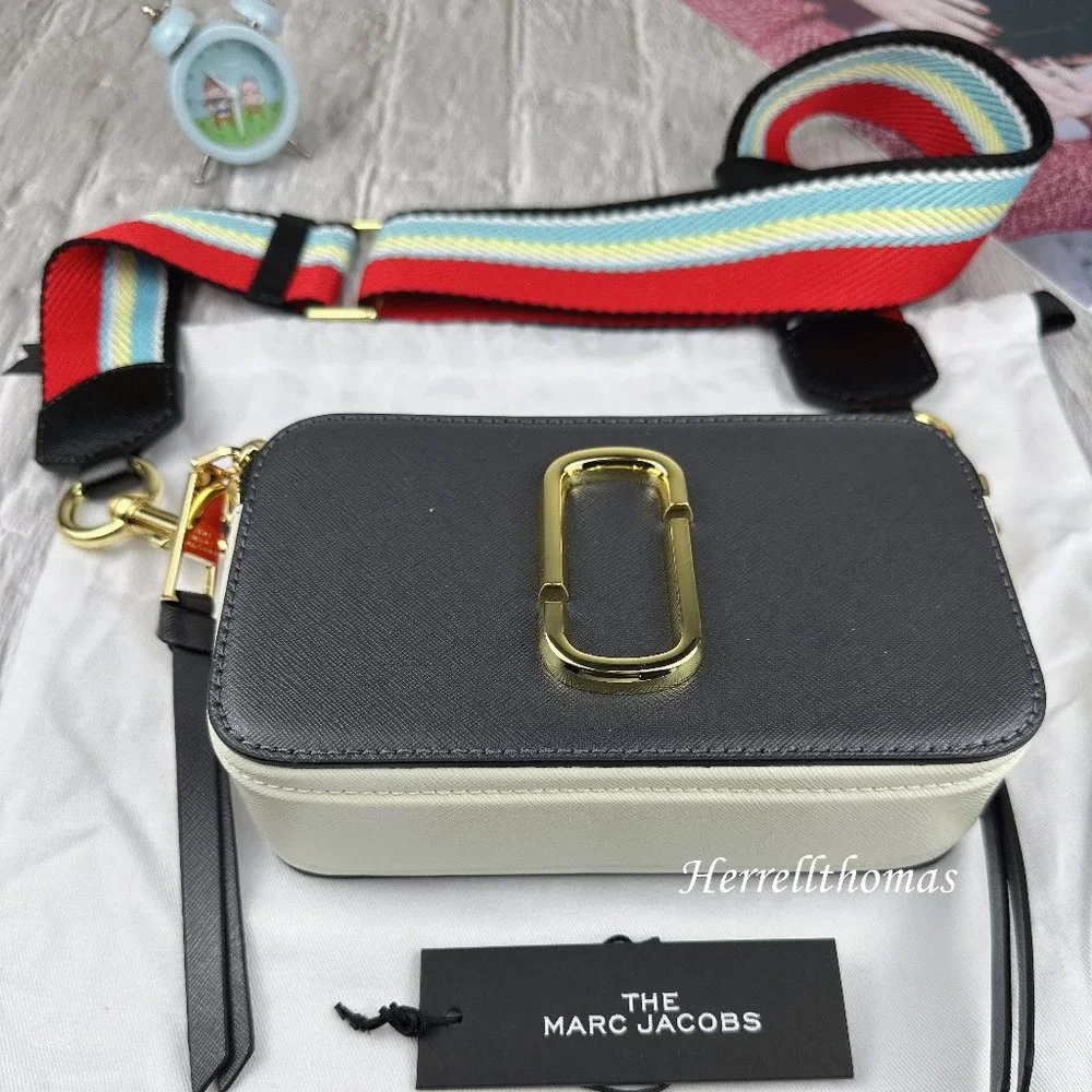 NWOT MARC JACOBS the snapshot shoulder bag - Picture 4 of 14